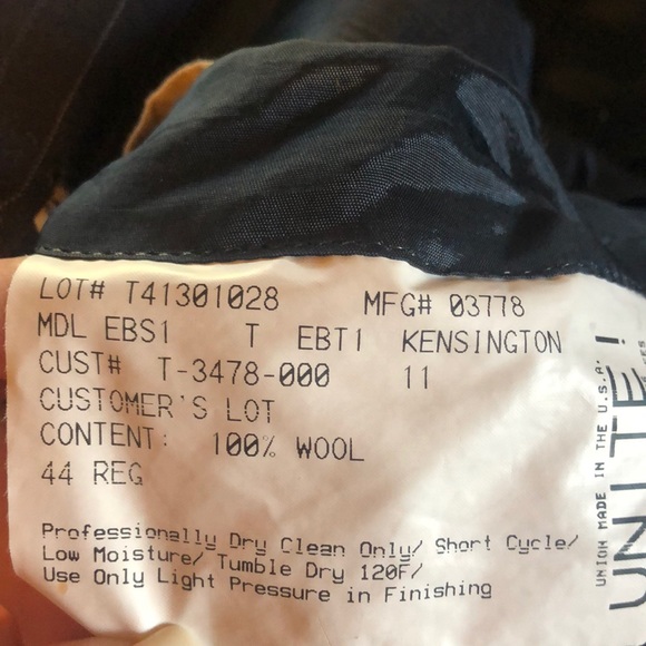 Burberry London Men’s Suite Jacket - Picture 3 of 6